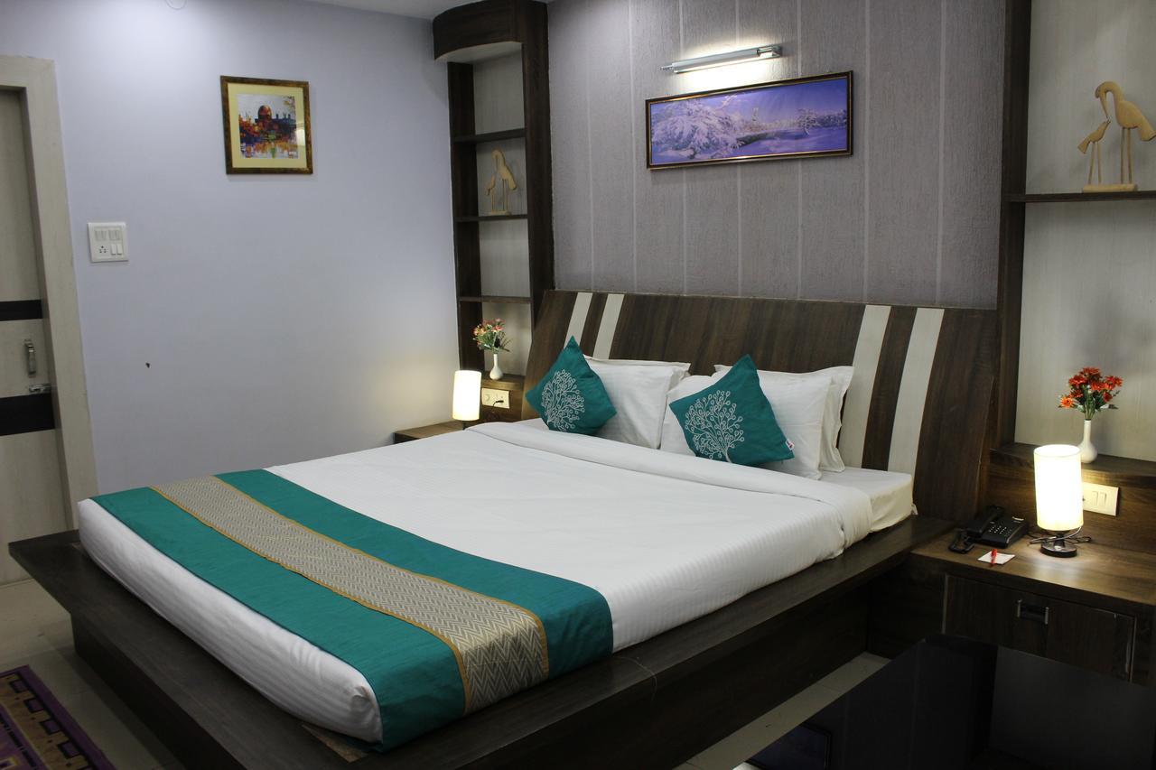 Hotel Cradle Inn Ranchi Exteriör bild