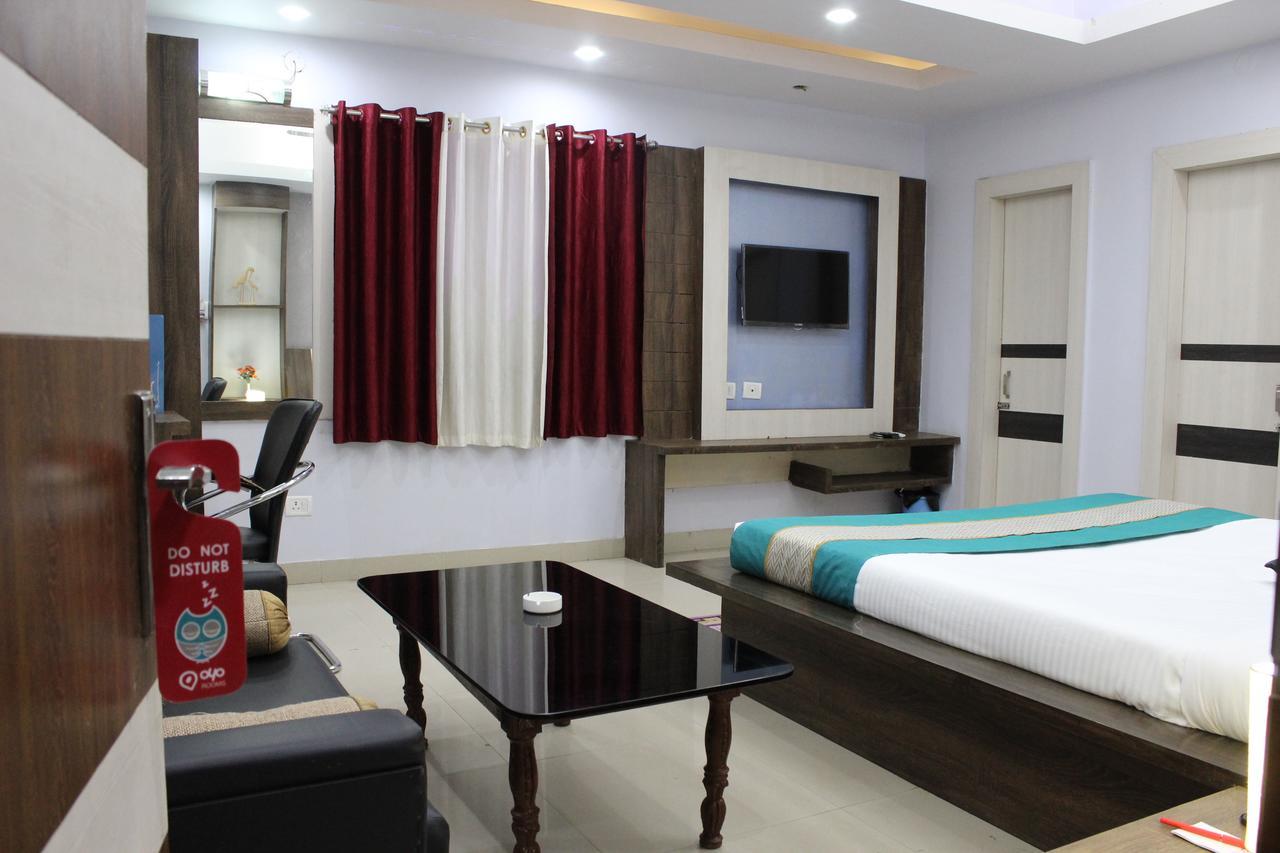 Hotel Cradle Inn Ranchi Exteriör bild