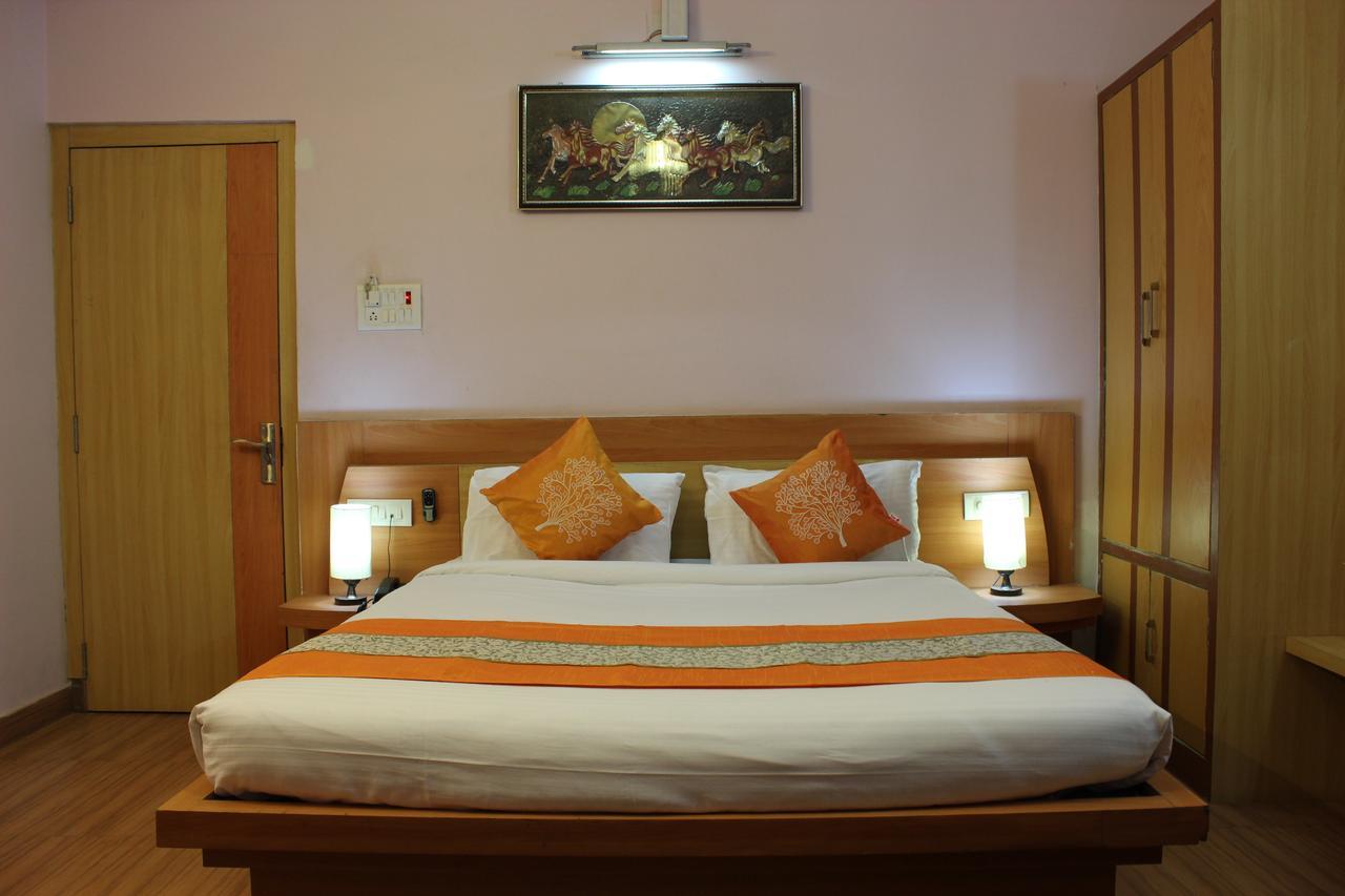 Hotel Cradle Inn Ranchi Exteriör bild